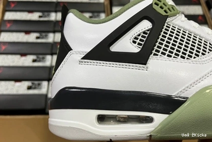 495 Sleek “Seafoam” 4 AQ9129- 340 Air Jordan 0705